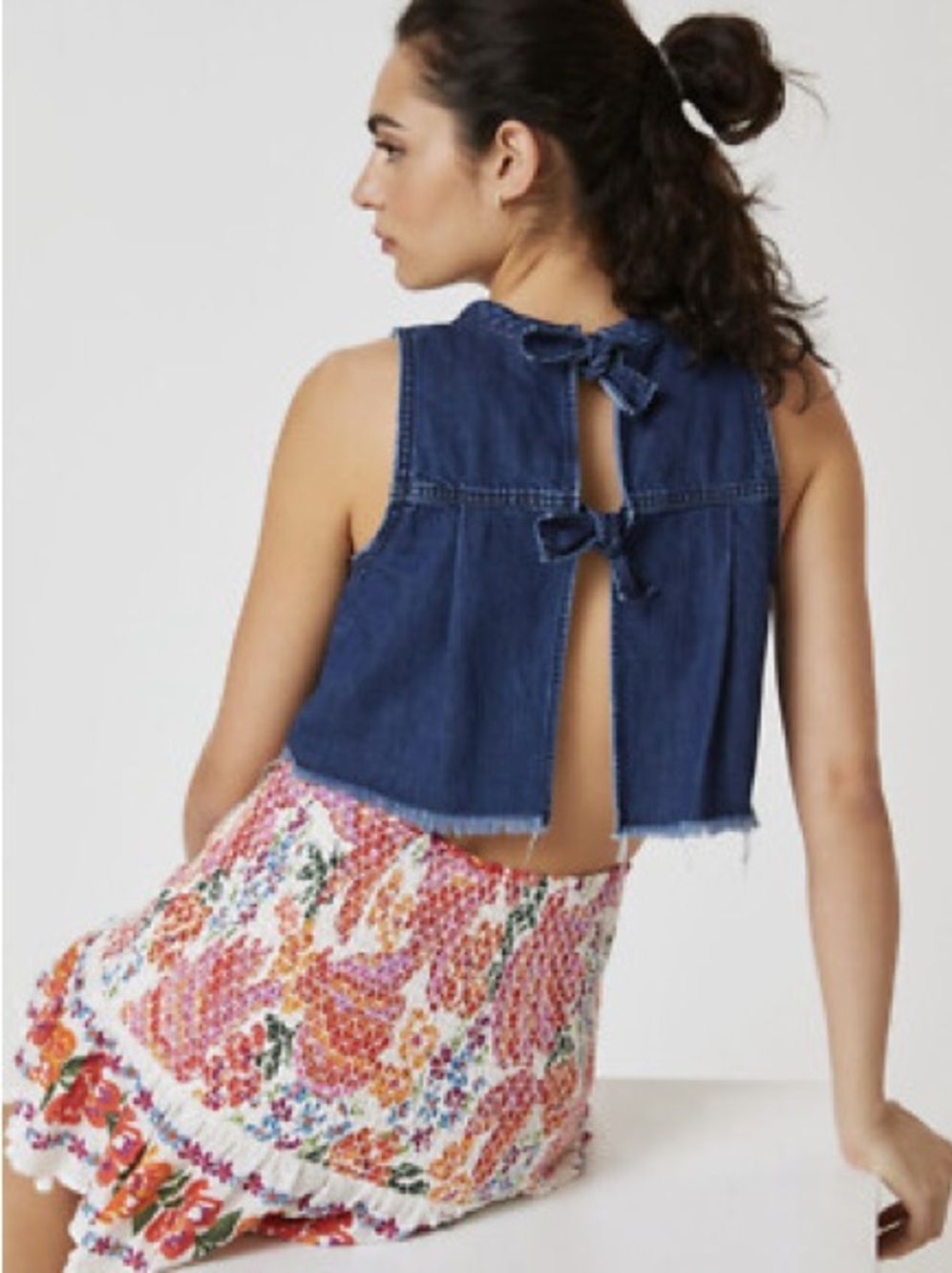 Pilcro for Anthropologie Denim Tie Back Crop Top size medium - Picture 5 of 12